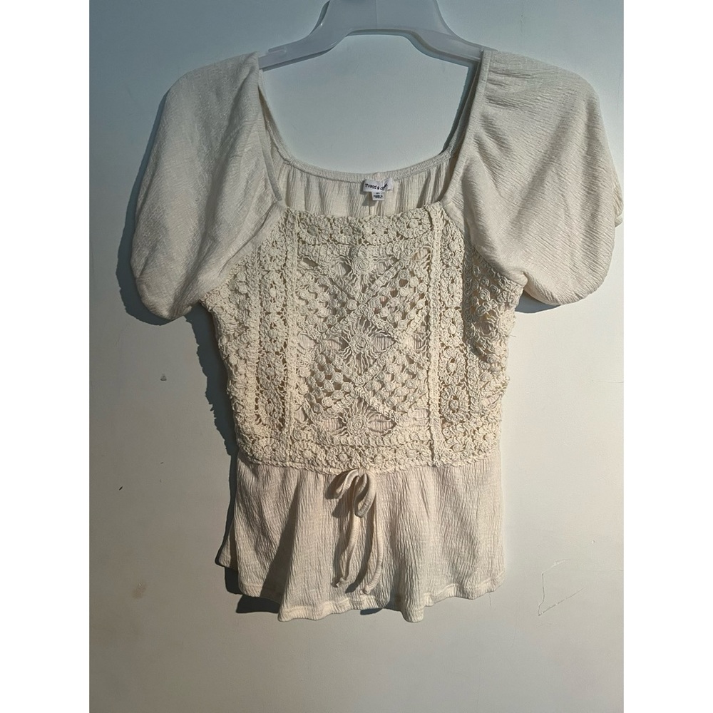 Thread and Clover Medium Crop knit shirt boho hippie NWT‎